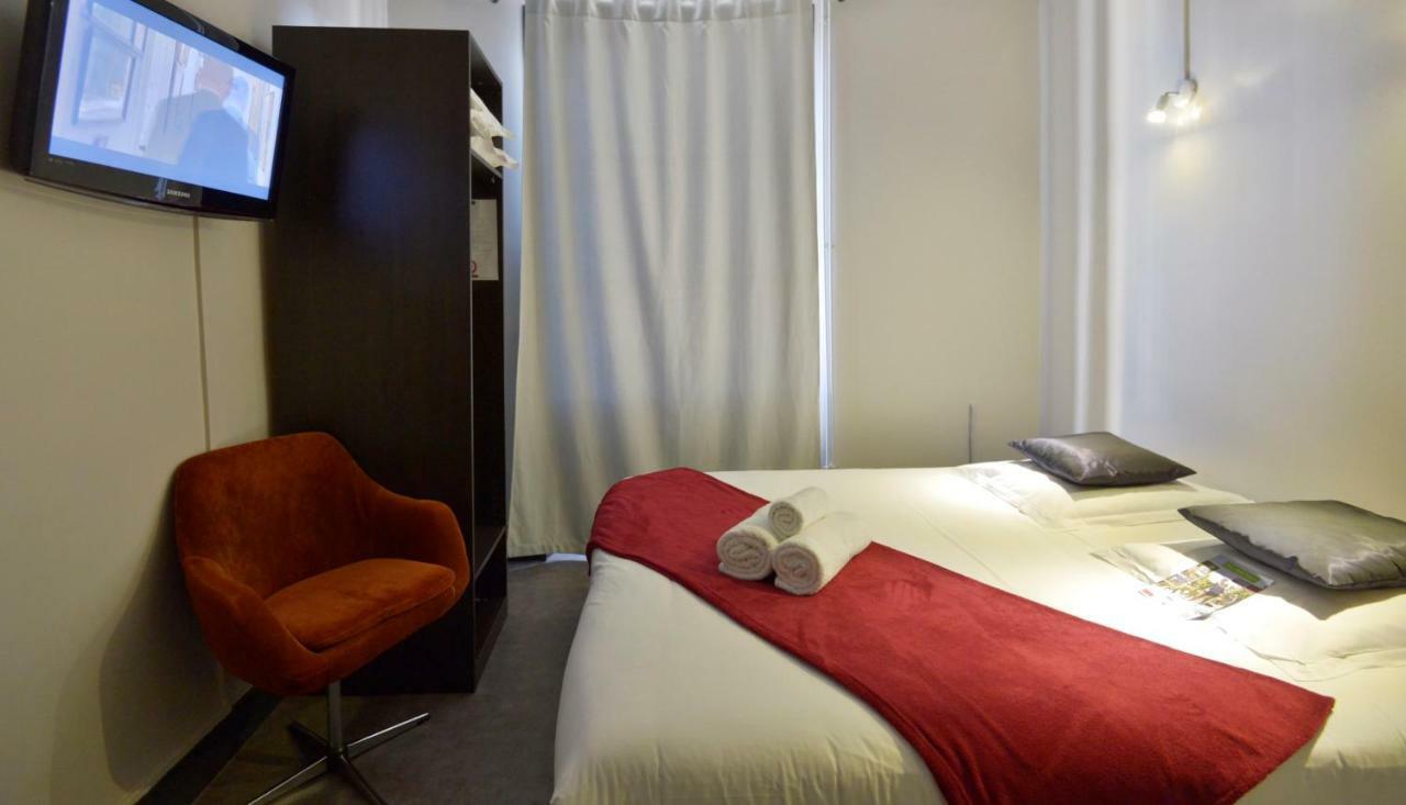 Hotel Au Chabichou Niort Zewnętrze zdjęcie