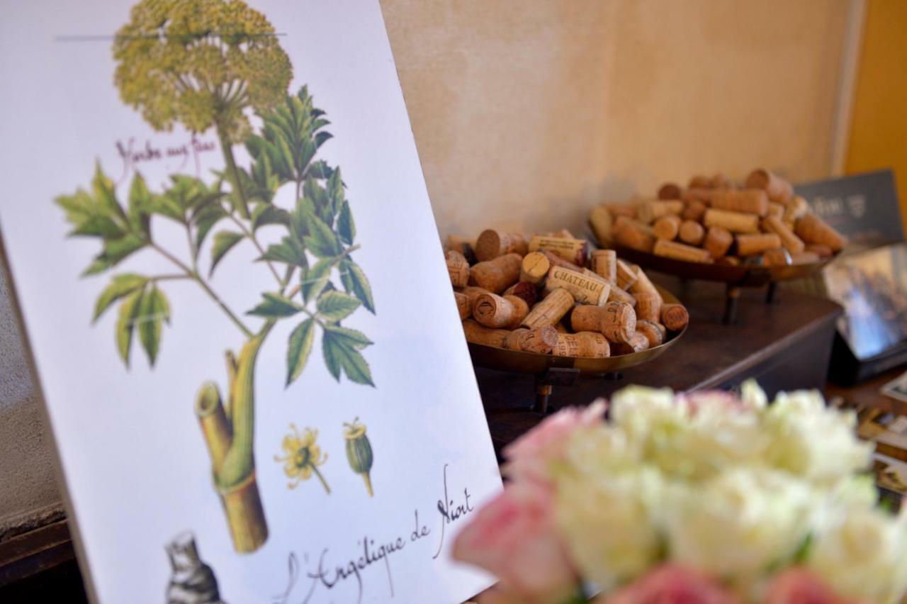 Hotel Au Chabichou Niort Zewnętrze zdjęcie