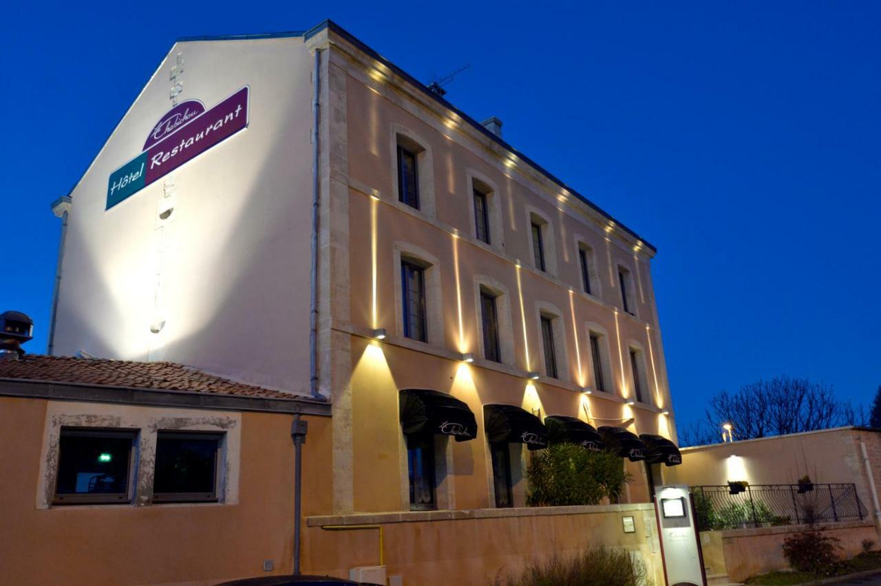 Hotel Au Chabichou Niort Zewnętrze zdjęcie