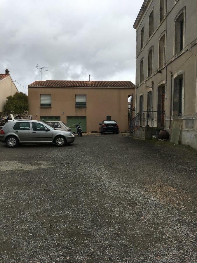 Hotel Au Chabichou Niort Zewnętrze zdjęcie