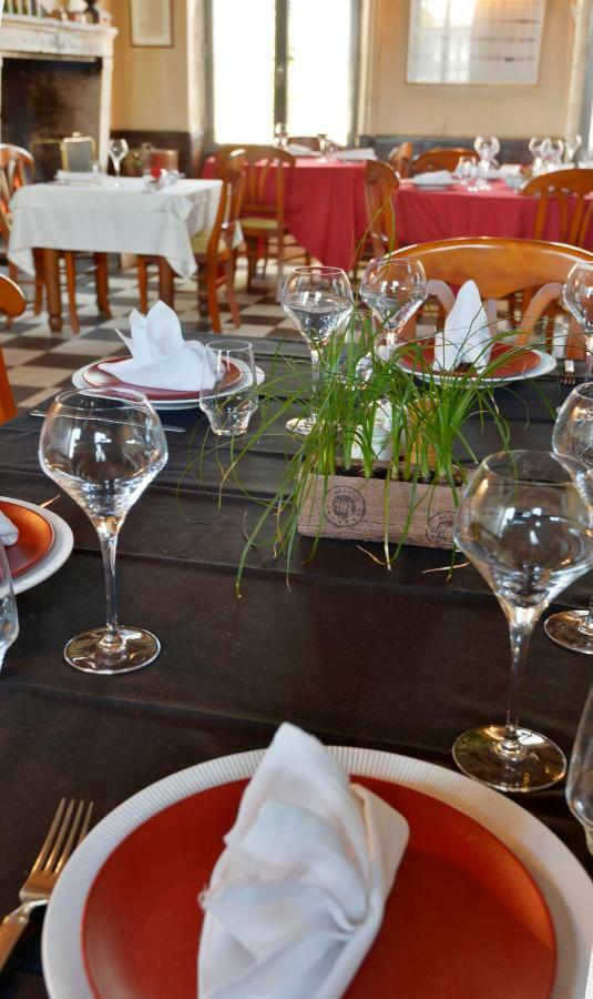 Hotel Au Chabichou Niort Zewnętrze zdjęcie
